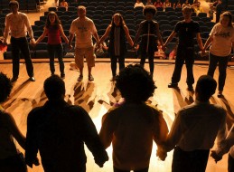 TALLER DE IMPROVISACION TEATRAL EN EL CENTRO CULTURAL DE ZARANDONA