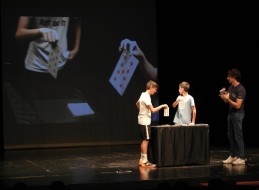 DESPERTANDO INQUIETUDES. V AULAS DE CREACI&Oacute;N ART&Iacute;STICO-CIENT&Iacute;FICA DE BENIAJ&Aacute;N